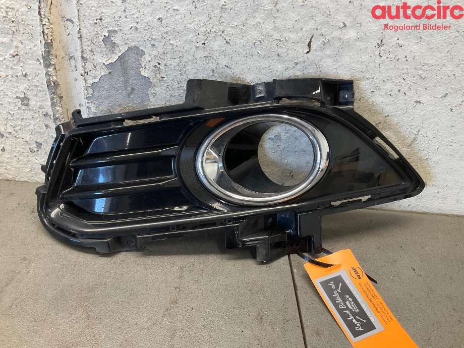 Grill venstre til Ford Mondeo 2014-2019 (Type V, Fase 1)  (FORD|DS73-19953-ME5UAW|1921667)