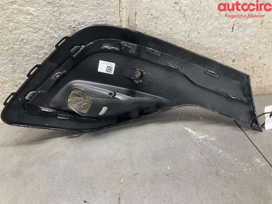 Grill til Ford Kuga 2019-->> (Type III)  (FORD|LV4B-17K946-AA5UAW|2471850|)