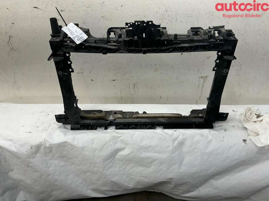 Frontplate til Ford Transit Courier, 2018-2023 (Type I, Fase 2)  (FORD|2236306)