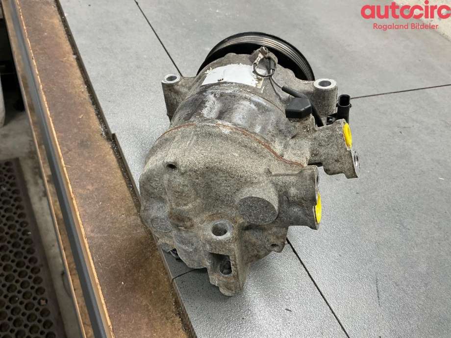 Aircondition kompressor til Mercedes Vito 2014-->> (W447) (W447) (MERCEDES|A 000 830 45 00)