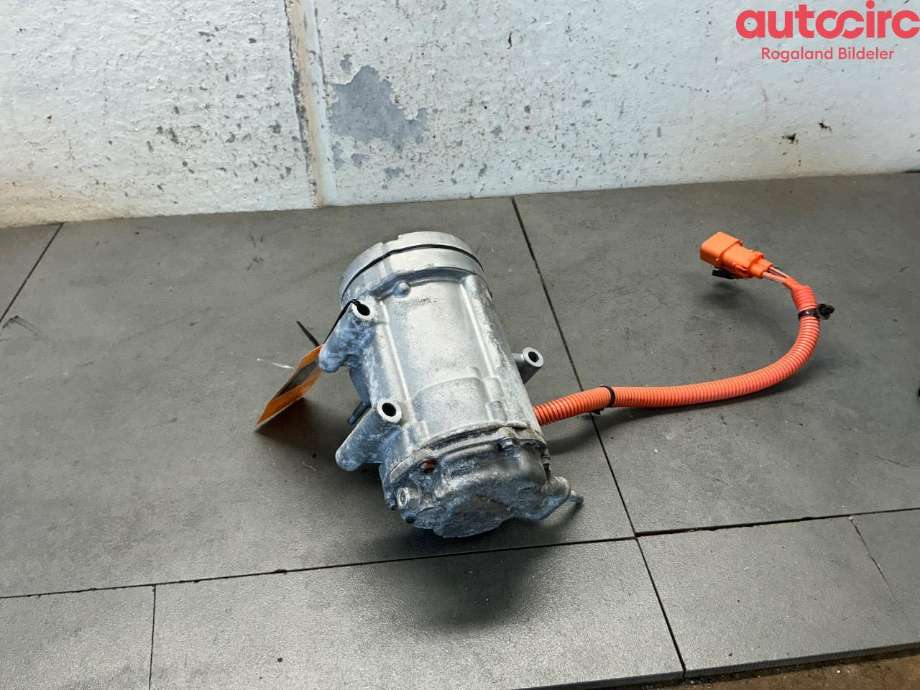 Aircondition kompressor til Ford Focus 2011-2014 (Type III, Fase 1)  (FORD|1907789|CV68-19D623-BC|5258981)