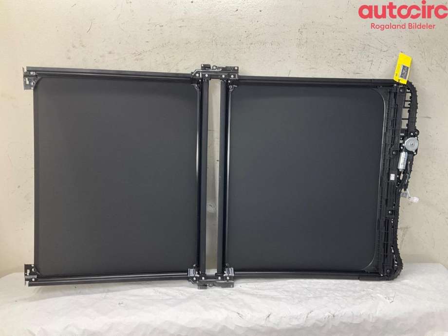 Taktrekk til Mercedes EQS SUV 2022-->> (X296) (X296) (MERCEDES|A 296 780 06 00)