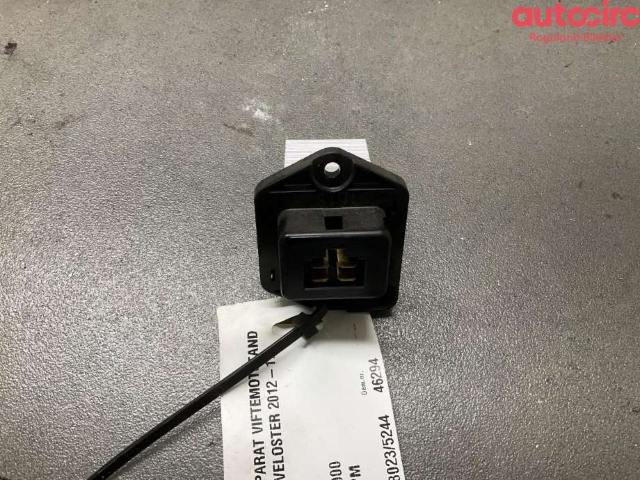 Varmeapparat motstand til Hyundai Veloster, 2011-2015 (HYUNDAI|971791R000)
