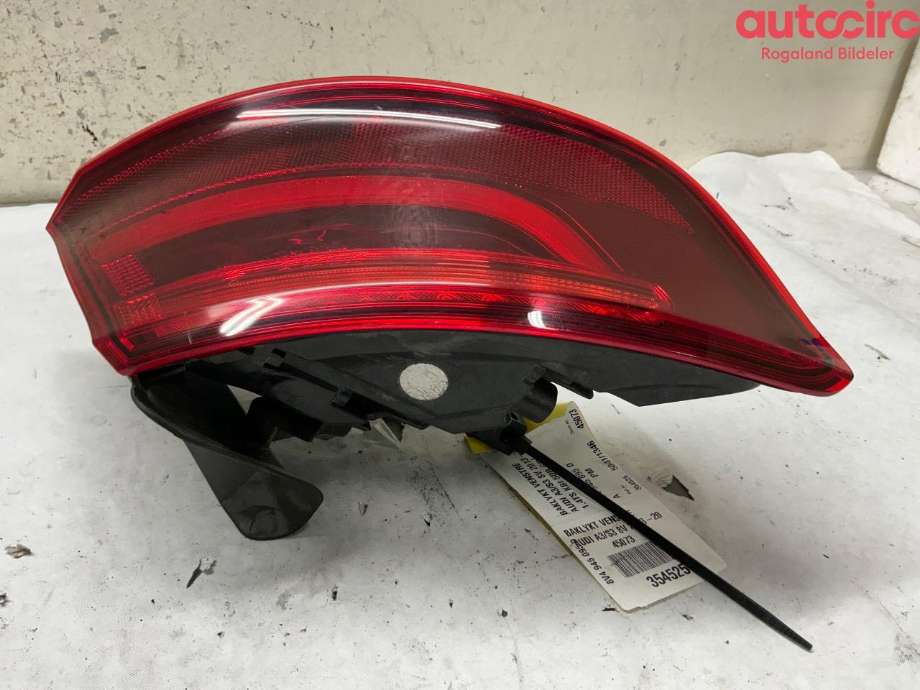 Baklykt venstre til Audi A3 2016-2020 (Type III, Fase 2)  (AUDI|8V4 945 095 D)