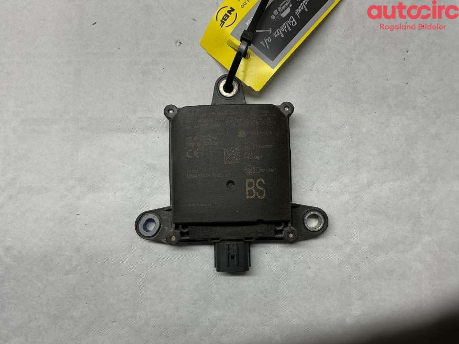 Sensor radar til Toyota Corolla 2019-->>  (TOYOTA|8816202020)