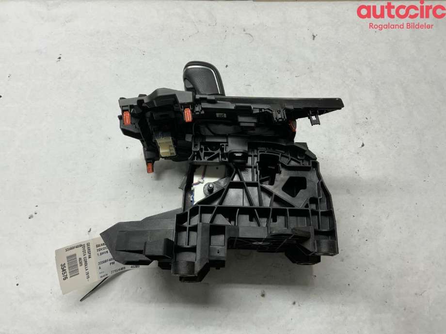 Girstang/girvelger automat til Toyota Corolla 2019-->>  (TOYOTA|33560F4050)