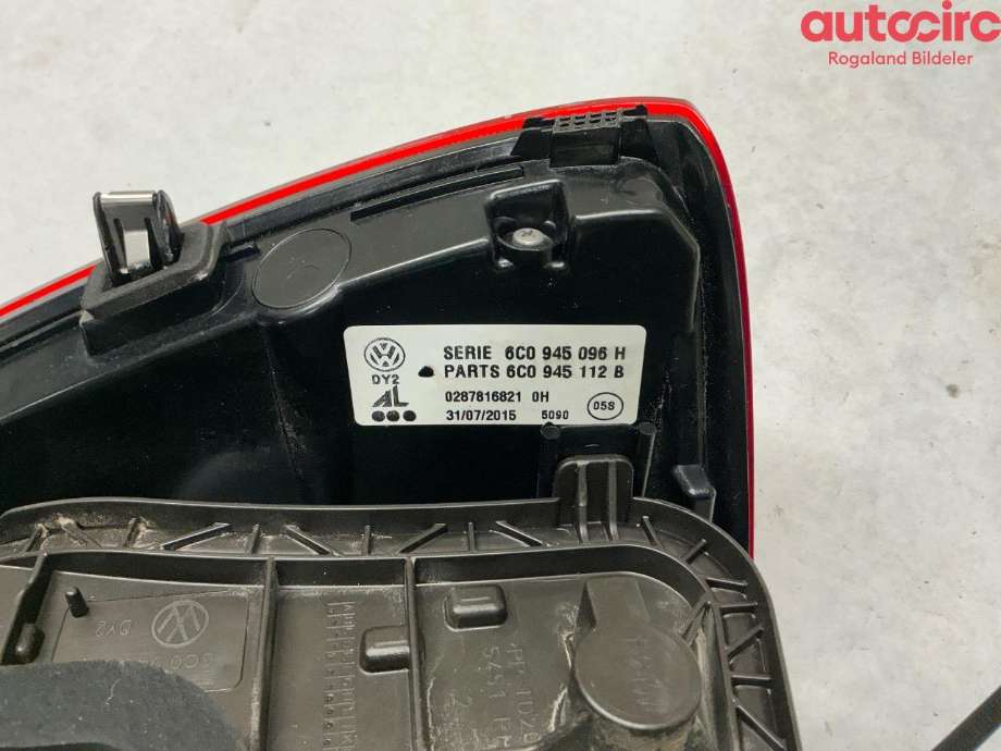 Baklykt høyre til VW Polo 2014-2017 (Type V, Fase 2)  (VOLKSWAGEN|6C0 945 096 M)