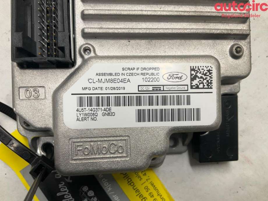 Styreenhet DAB til Ford Transit Connect 2018-->> Type II, Fase 2 (FORD|2770363|2530613)