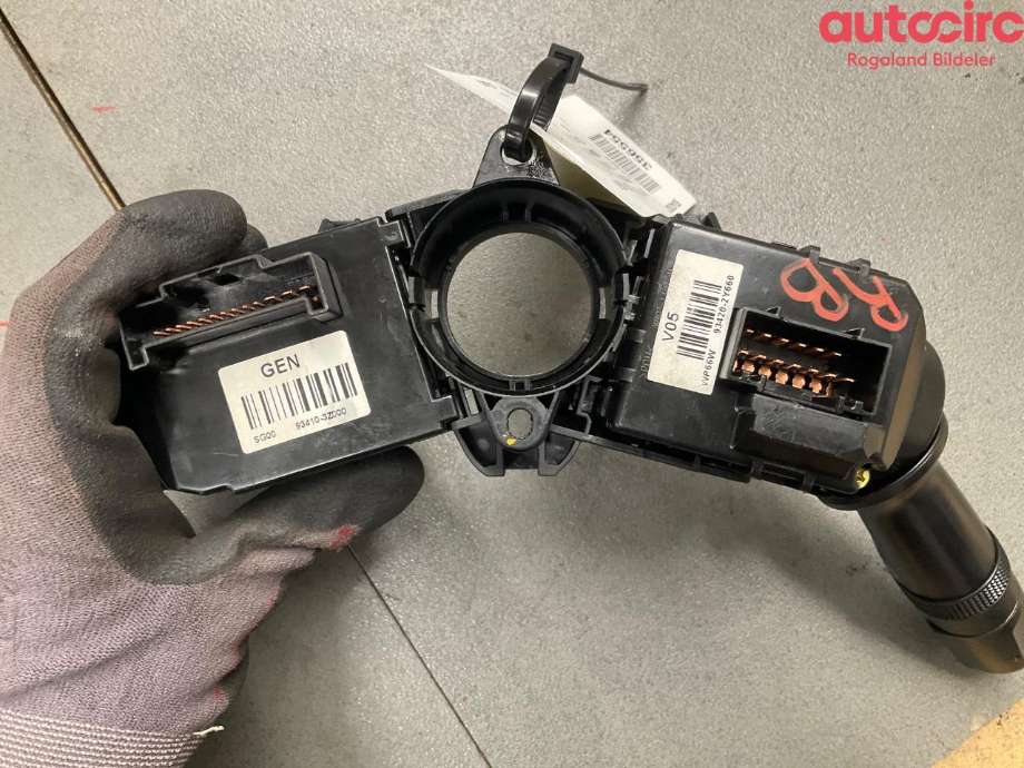 Bryter combi til Hyundai i40 2012-2017  (HYUNDAI|934202Y660|934103Z000)