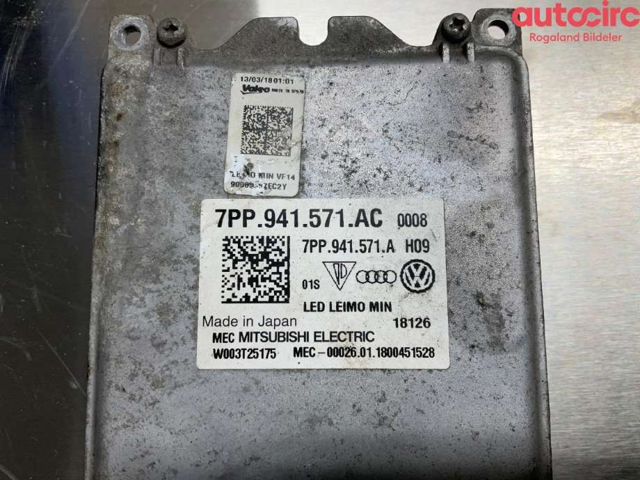 Styreenhet xenon/ballast til VW Transporter / Caravelle 2015-2019 (T6) (T6) (VOLKSWAGEN|7PP 941 571 AC)