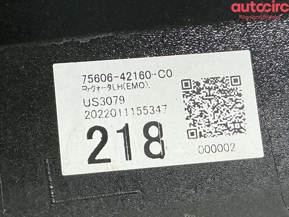 Hjulbuelist venstre foran til Toyota RAV4 2019-->> (Type V)  (TOYOTA|7560642160C0)
