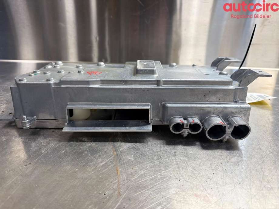 Diverse deler til Tesla Model S 2013-2016 (Fase 1)  (TESLA|1021154-00-E)