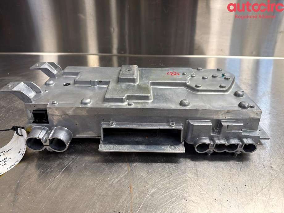 Diverse deler til Tesla Model S 2013-2016 (Fase 1)  (TESLA|1021154-00-E)