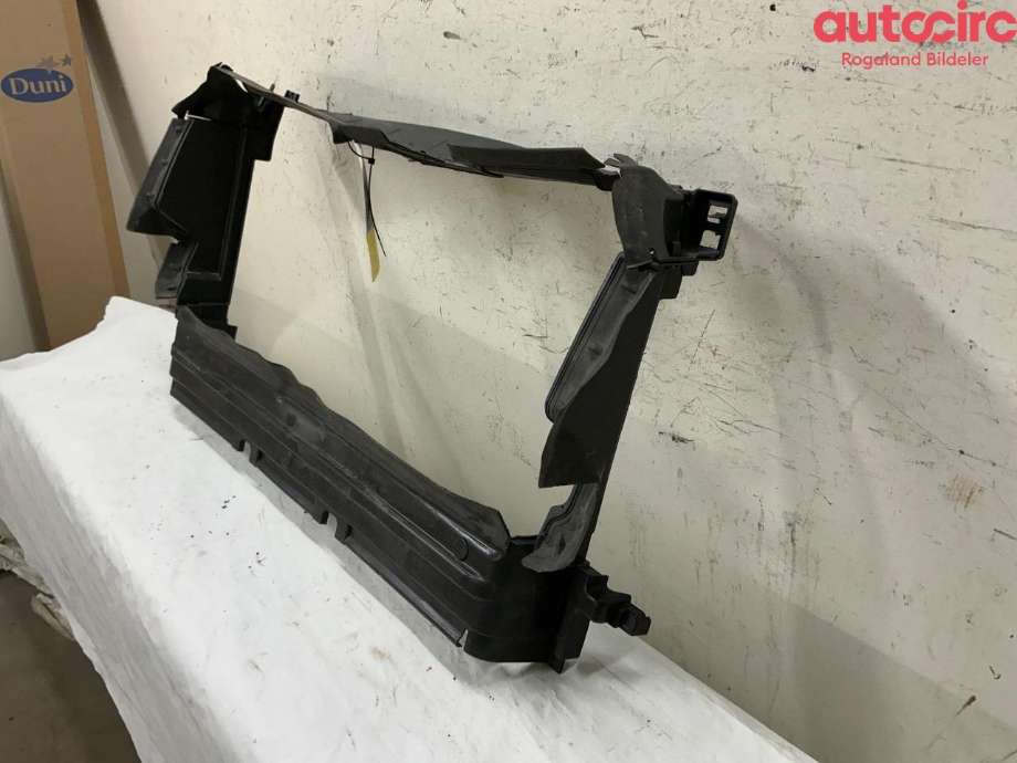Diverse deler til Opel Vivaro B 2014-2019  (OPEL|93866585|214763488R)