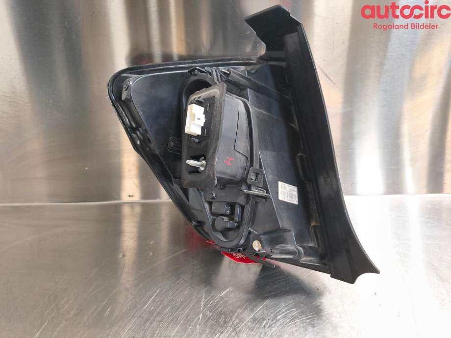 Baklykt høyre til Citroën C3 2010-2016 (Type II) (CITROEN|6351 KQ|98 039 284 80)