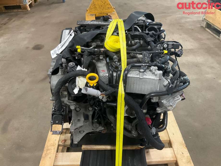 Motor diesel til Škoda Superb 2015-->> (Type III) (SKODA|04L 100 034 PX|DCXA|04L 100 034 P)