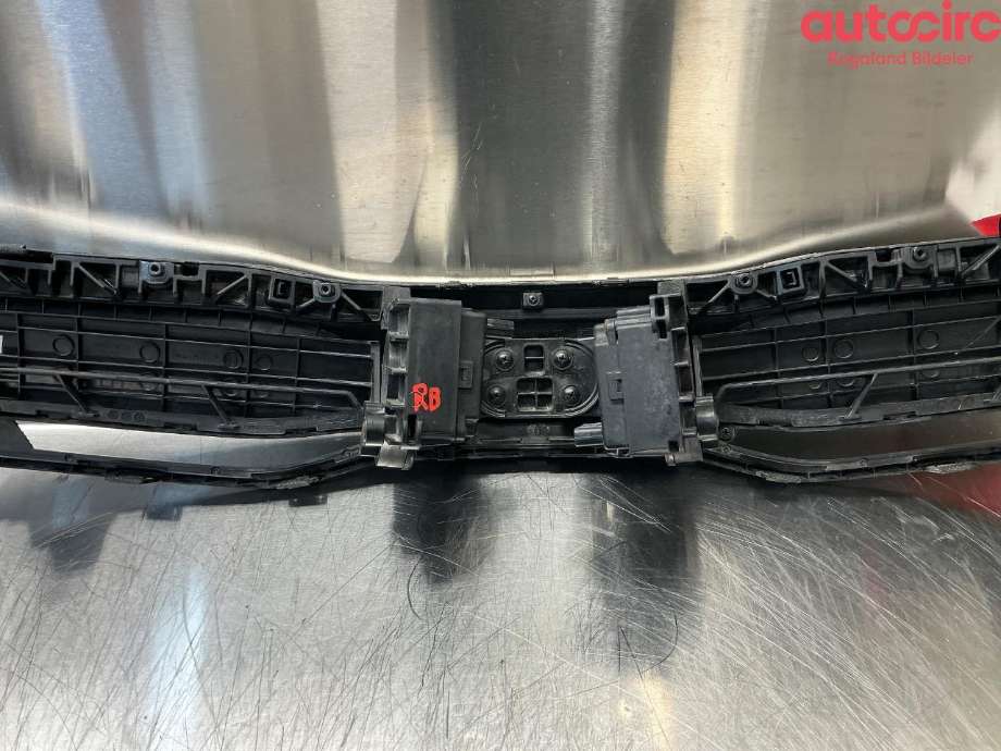 Grill til Kia Optima 2017-2020  (KIA|86350A8010|86952A8000|86951A8000)