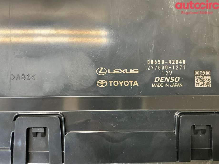 Styreenhet klima/aircondition til Toyota bZ4X 2022-->>  (TOYOTA|8865042B40)