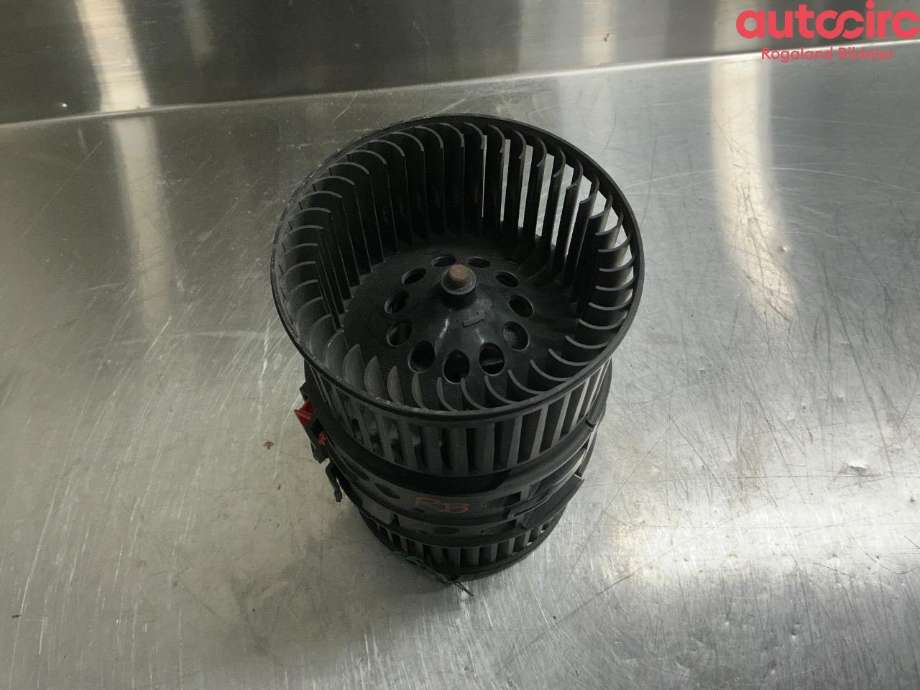 Varmeapparat motor til Renault Megane 2009-2016 Type III  (272104937R|272108241R)