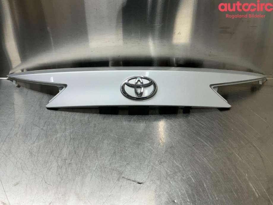 Lister til Toyota Auris 2013-2015 (Type II, Fase 1)  (TOYOTA|7681102940)