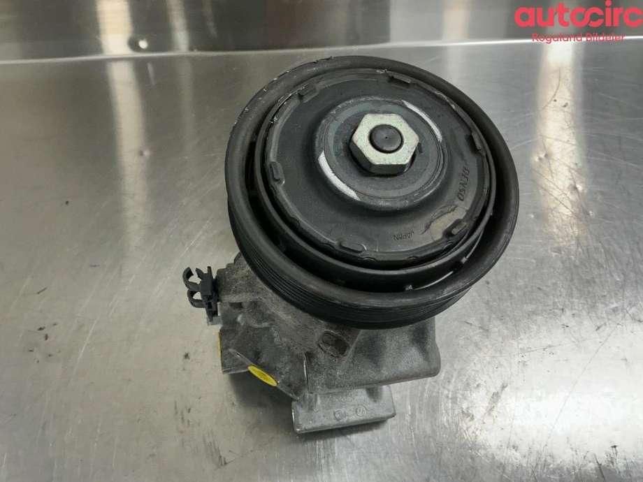 Aircondition kompressor til Toyota Auris 2013-2015 (Type II, Fase 1)  (TOYOTA|8831002790)