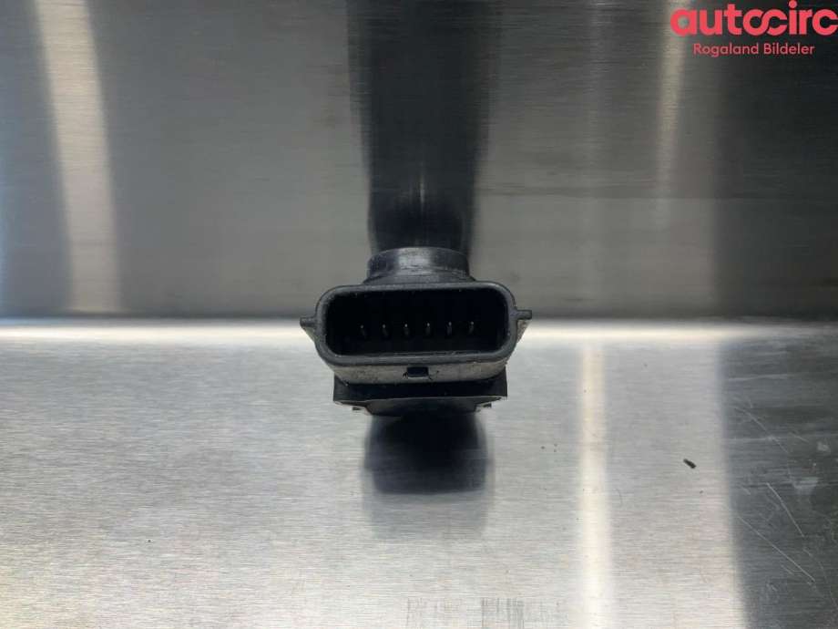 Parkeringssensor foran til Hyundai i40 2012-2017 (HYUNDAI|957203Z000S6G|957203Z000|)