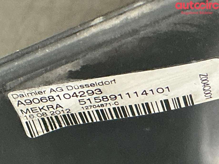 Speil venstre til Mercedes Sprinter 2006-2013 (Fase 1) (906) (906) (MERCEDES|A 000 810 58 19)
