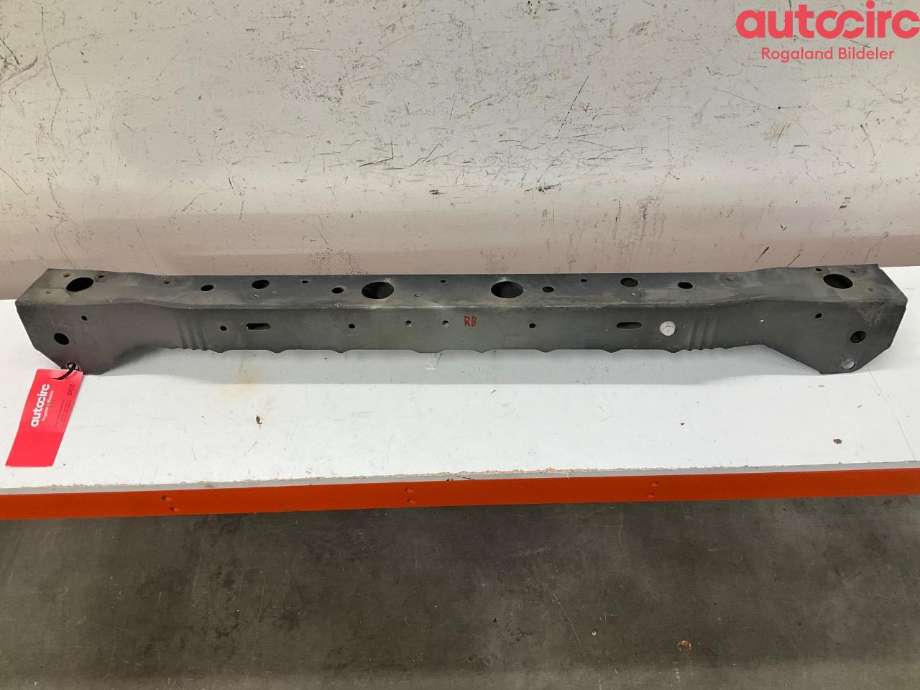 Frontplate nedre til Nissan Leaf 2018-->> (Type II)  (NISSAN|F25305SAMH)