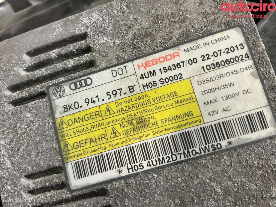 Frontlykt høyre halogen til Škoda Octavia 2013-2016 (Type III, Fase 1)  (SKODA|5E1 941 018 B)