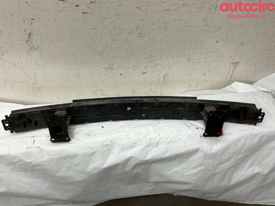 Støtfangerforsterkning foran til Land Rover Discovery 2009-2017 (Type IV)  (LAND-ROVER|AH2210005AA|LR013926)