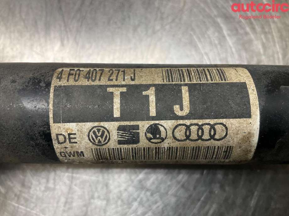 Drivaksel venstre foran til Audi A6, Allroad 2006-2008 (Type II, Fase 1) (C6) (C6) (AUDI|4F0 407 271 J)