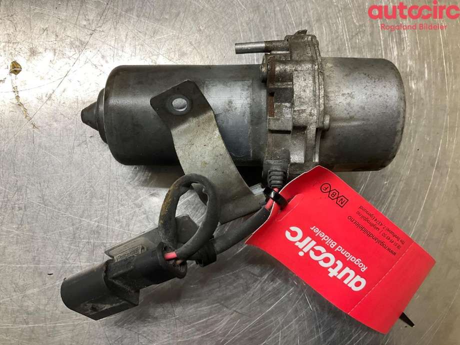 Vakuumpumpe til BMW X5 2013-2018 (F15) (F15) (BMW|34 33 6 860 881)