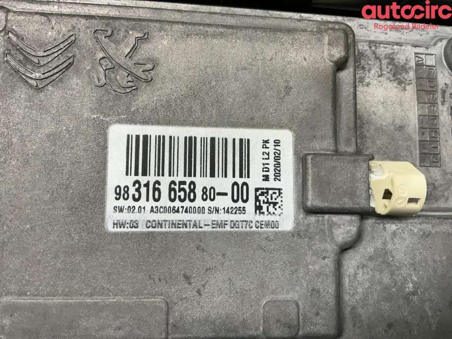 Multimedia display (MCU - Media Controller Unit) til Toyota Proace 2016-->> (Type II)  (TOYOTA|SU001A8110)