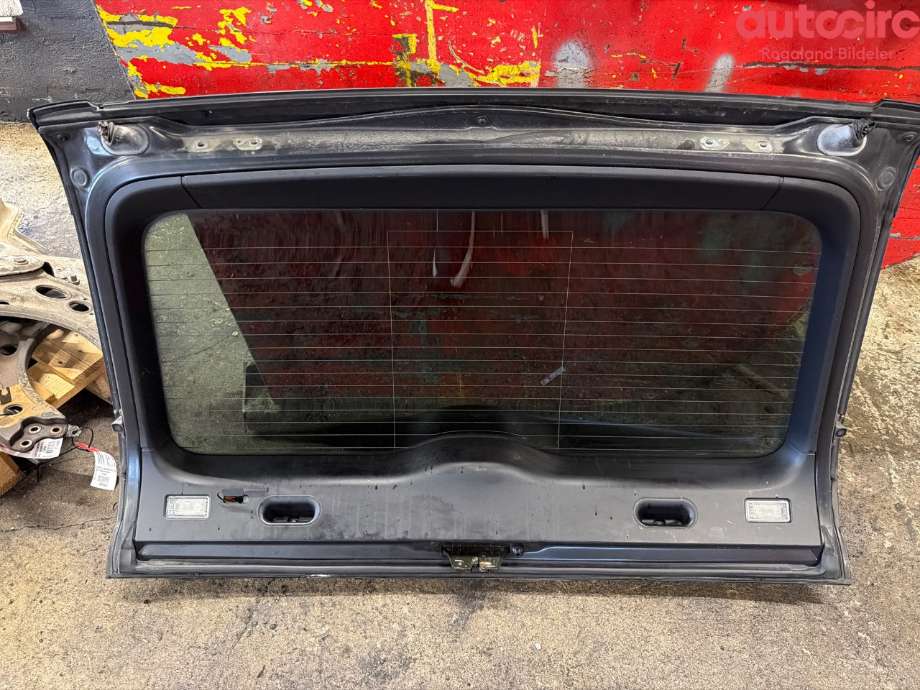 Bakluke til BMW X5 2000-2006 (E53) (E53) (BMW|41 62 7 126 015)
