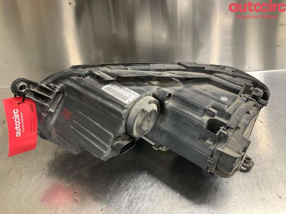 Frontlykt høyre halogen til VW Passat 2011-2015 (B7) (B7) (VOLKSWAGEN|3AB 941 754)