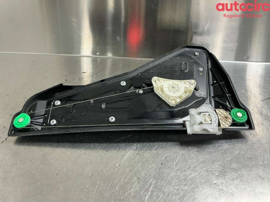 Ruteheis høyre bak til Land Rover Discovery 2005-2009 (Type III)  (LAND-ROVER|1|)