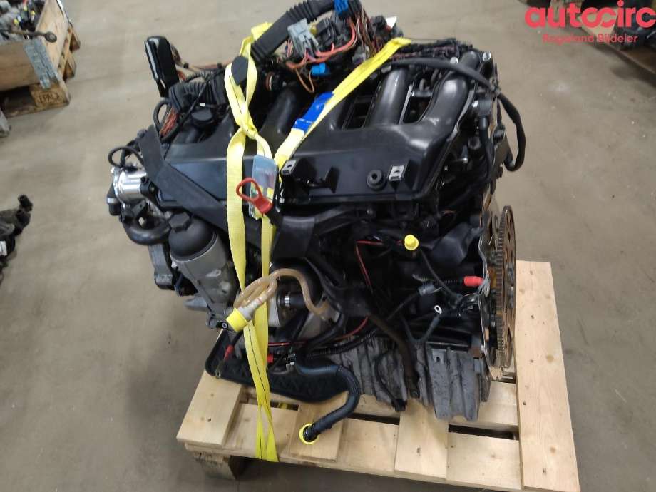 Motor diesel til BMW 5-Serie 2003-2010 (E60/E61) (E60/E61) (BMW|11 00 7 789 801|M57-TUD25|11 00 7 789 800)