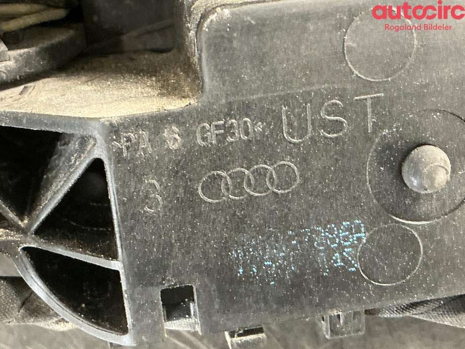 Dørhåndtak utv høyre bak til Audi Q7 2015-->> (Type II) (AUDI|1|)