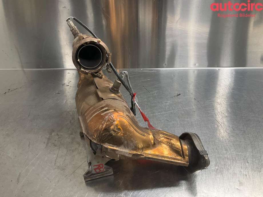 Katalysator til Mercedes CLA 2019-->> (C118) (C118) (MERCEDES|A 247 490 23 04 80|A 247 490 23 04|)