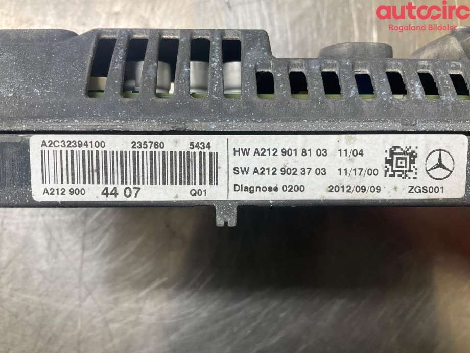 Instrument kjørecomputer til Mercedes CLS 2011-2017 (C218) (C218) (MERCEDES|A 212 900 22 13|A 212 900 44 07|)