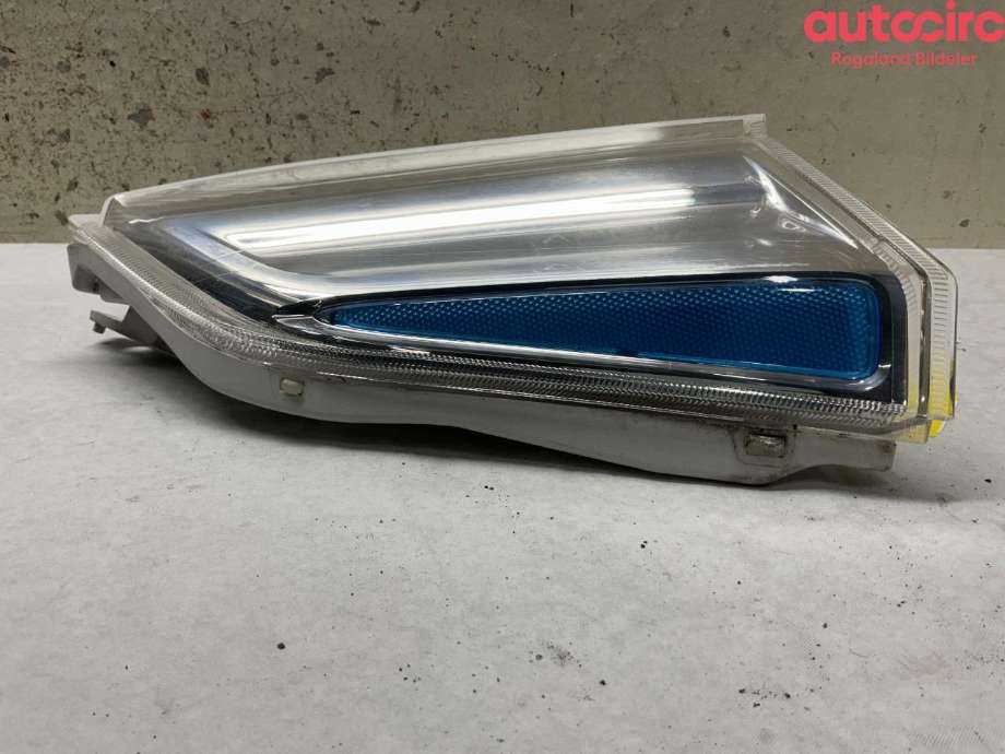 Frontlykt høyre halogen til Nissan Leaf 2011-2017 (Type I)  (NISSAN|261803NL0A)
