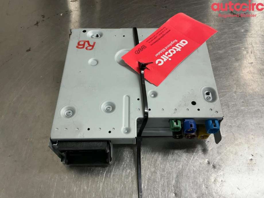 Bilstereo navigasjon til Audi Q4 e-tron 2021-->>  (AUDI|89A 035 043 N)