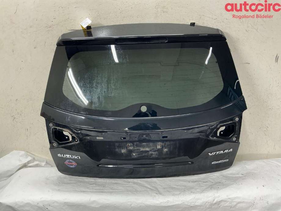 Bakluke combi til Suzuki Vitara, 2015-->> (Type IV)  (SUZUKI|6910054P01)