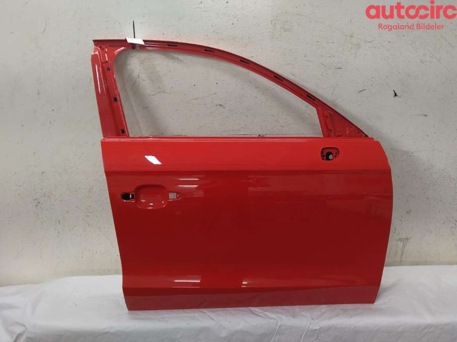 Dør høyre foran til Audi A1, 2010-2014 (Type I, Fase 1)  (AUDI|8X4 831 052 A)