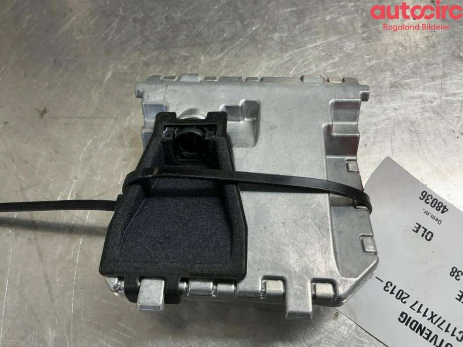 Kamera til Mercedes CLA 2013-2019 (C117) (C117) (MERCEDES|A 000 905 72 02|A 000 905 03 38)
