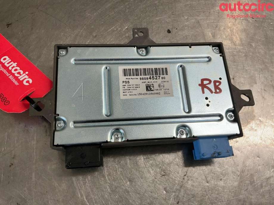 Bilstereo forsterker til Peugeot 308 2013-2021 (Type II)  (PEUGEOT|16 119 011 80|9808452780)