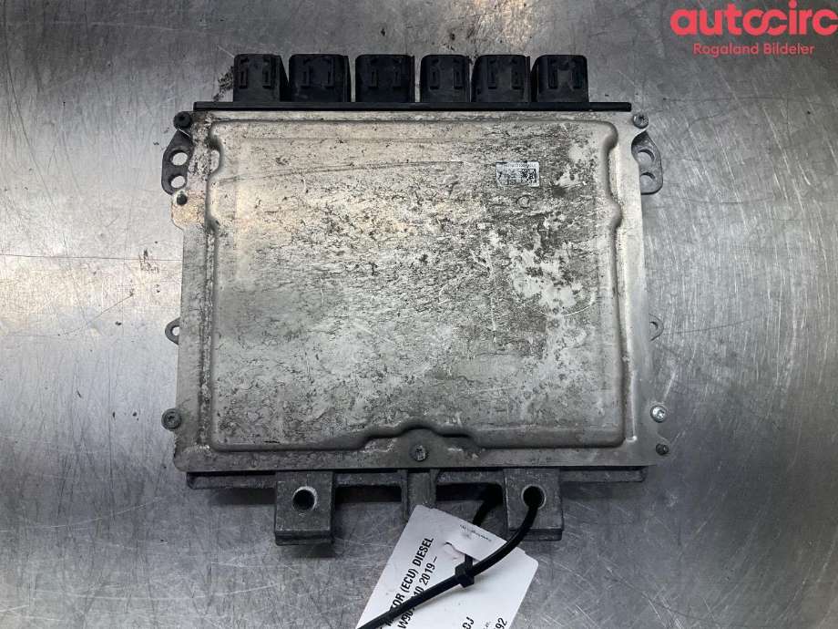 Styreenhet motor til Mercedes Sprinter 2018-->> (907/910) (907/910) (MERCEDES|A 654 900 32 01)