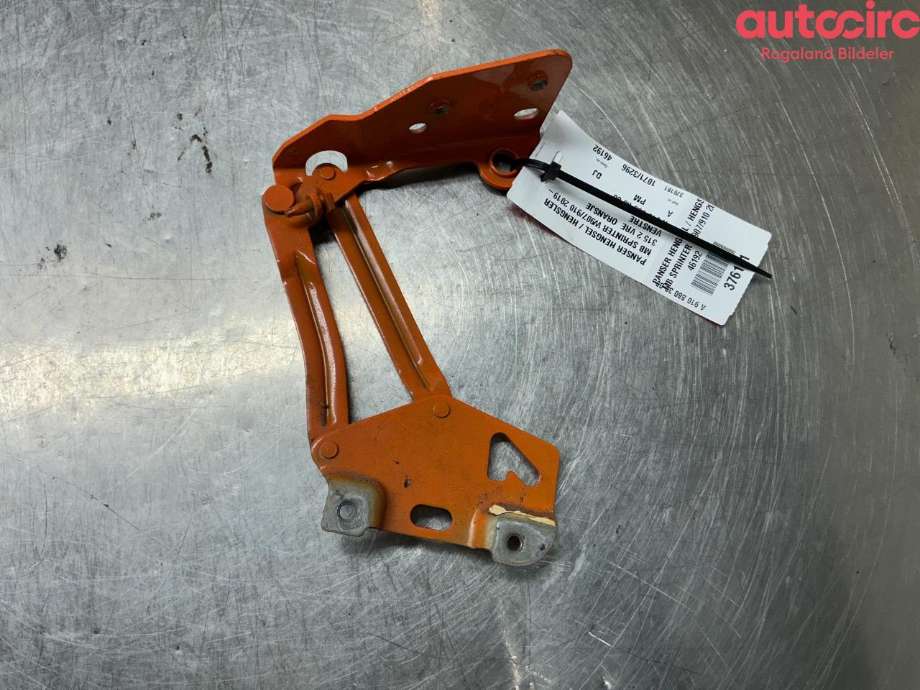 Panserhengsler til Mercedes Sprinter 2018-->> (907/910) (907/910) (MERCEDES|A 910 880 30 00)