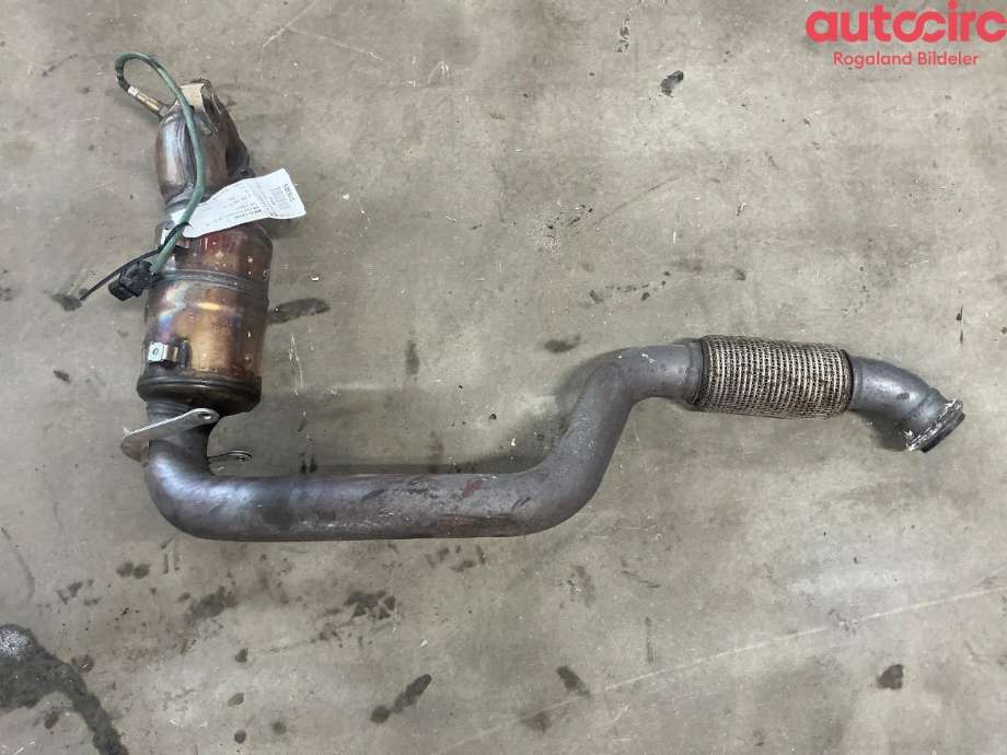 Katalysator til Mercedes CLA 2013-2019 (C117) (C117) (MERCEDES|A 246 490 07 10)