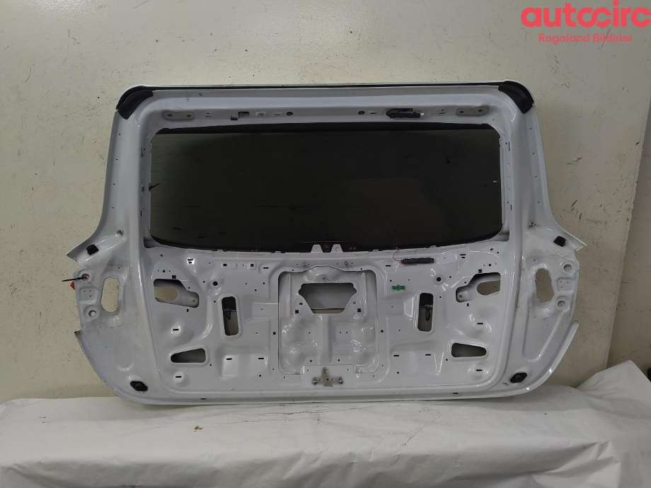 Bakluke til Audi Q5 2012-2017 (Type I, Fase 2)  (AUDI|8R0 827 023 C)